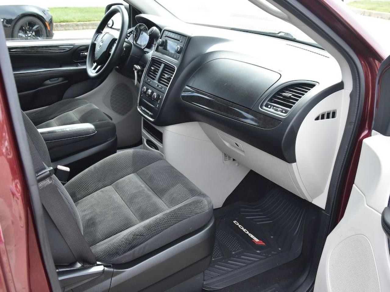 2018 Dodge Grand Caravan CANADA VALUE PACKAGE - Photo #7
