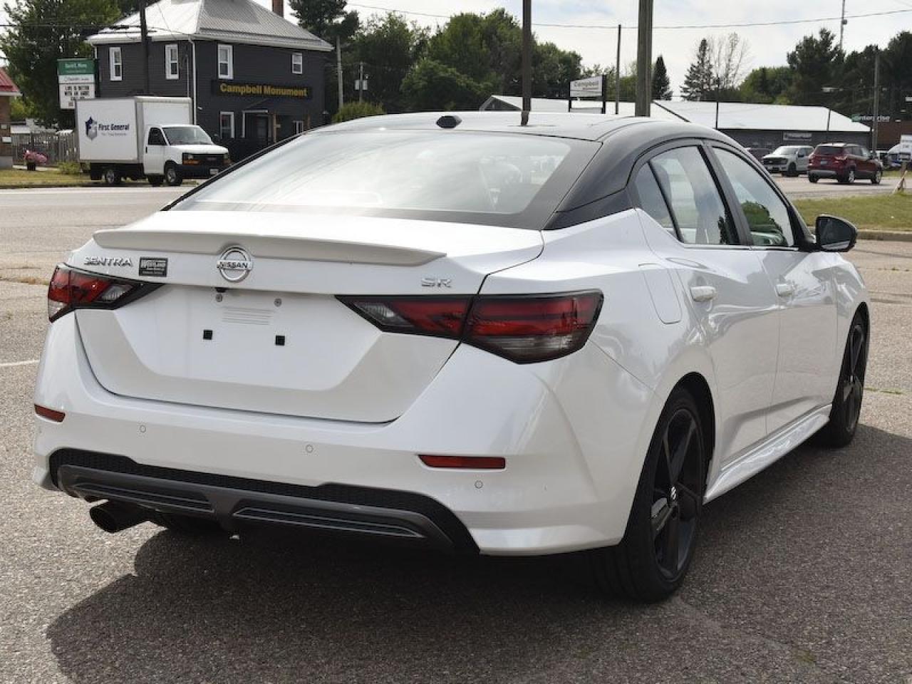 2021 Nissan Sentra SR - Photo #3