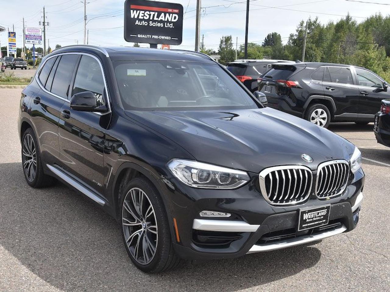 2018 BMW X3 xDrive30i Photo1