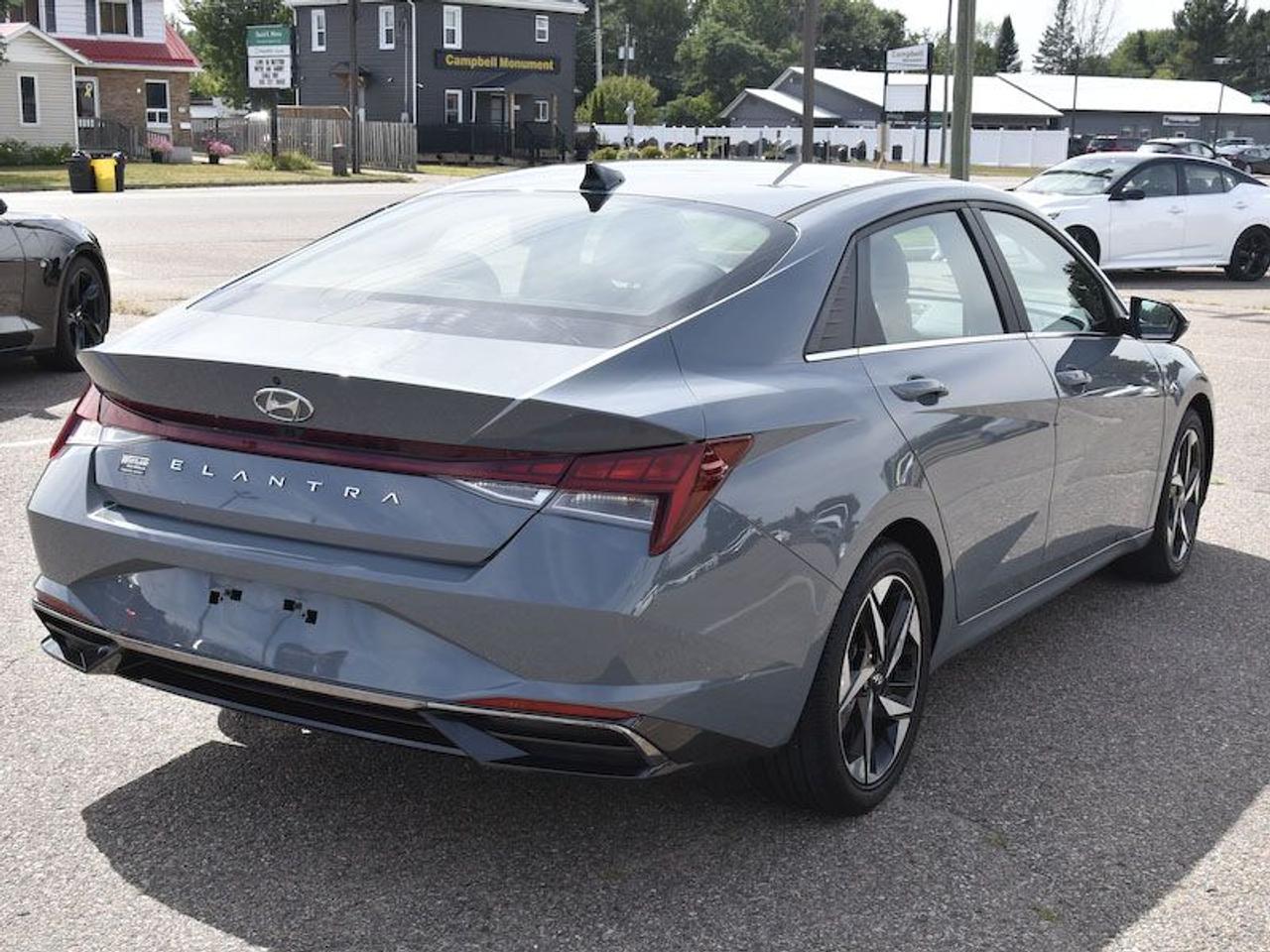 2021 Hyundai Elantra Ultimate Photo