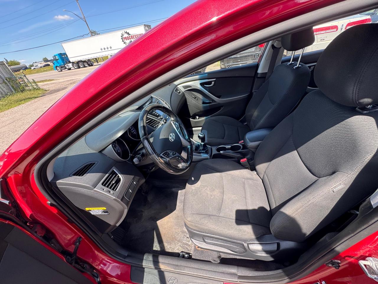 2015 Hyundai Elantra GLS, MANUAL, WELL SERVICED, NO ACCIDENTS, CERTIFIE - Photo #11