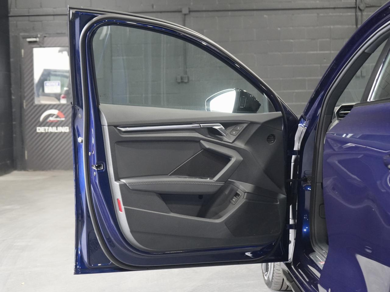 2022 Audi S3 Sedan Progressiv/ROOF/CARPLAY/DRIVE ASSIST/NO ACCIDENTS Photo