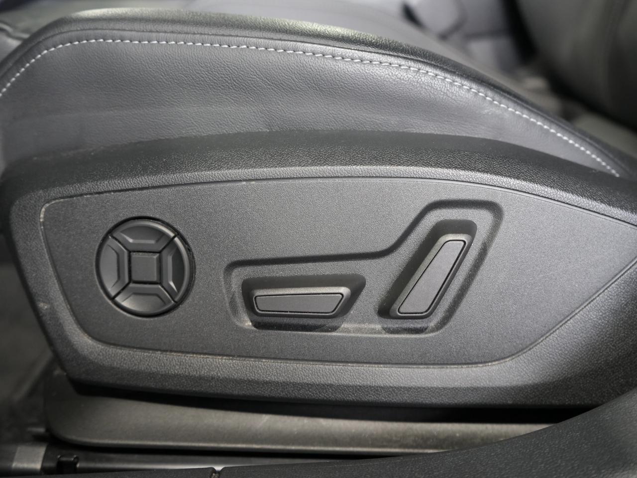 2022 Audi S3 Sedan Progressiv/ROOF/CARPLAY/DRIVE ASSIST/NO ACCIDENTS Photo