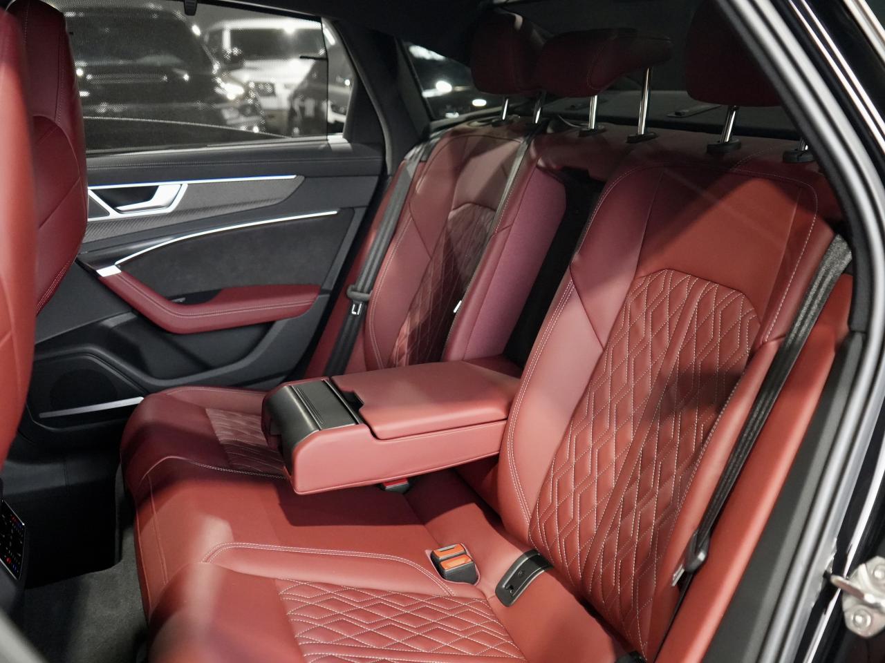 2021 Audi S6 Sedan HUD/360 CAM/21 IN RIM/B&0/CARBON FIEBR/NO ACCIDENT Photo