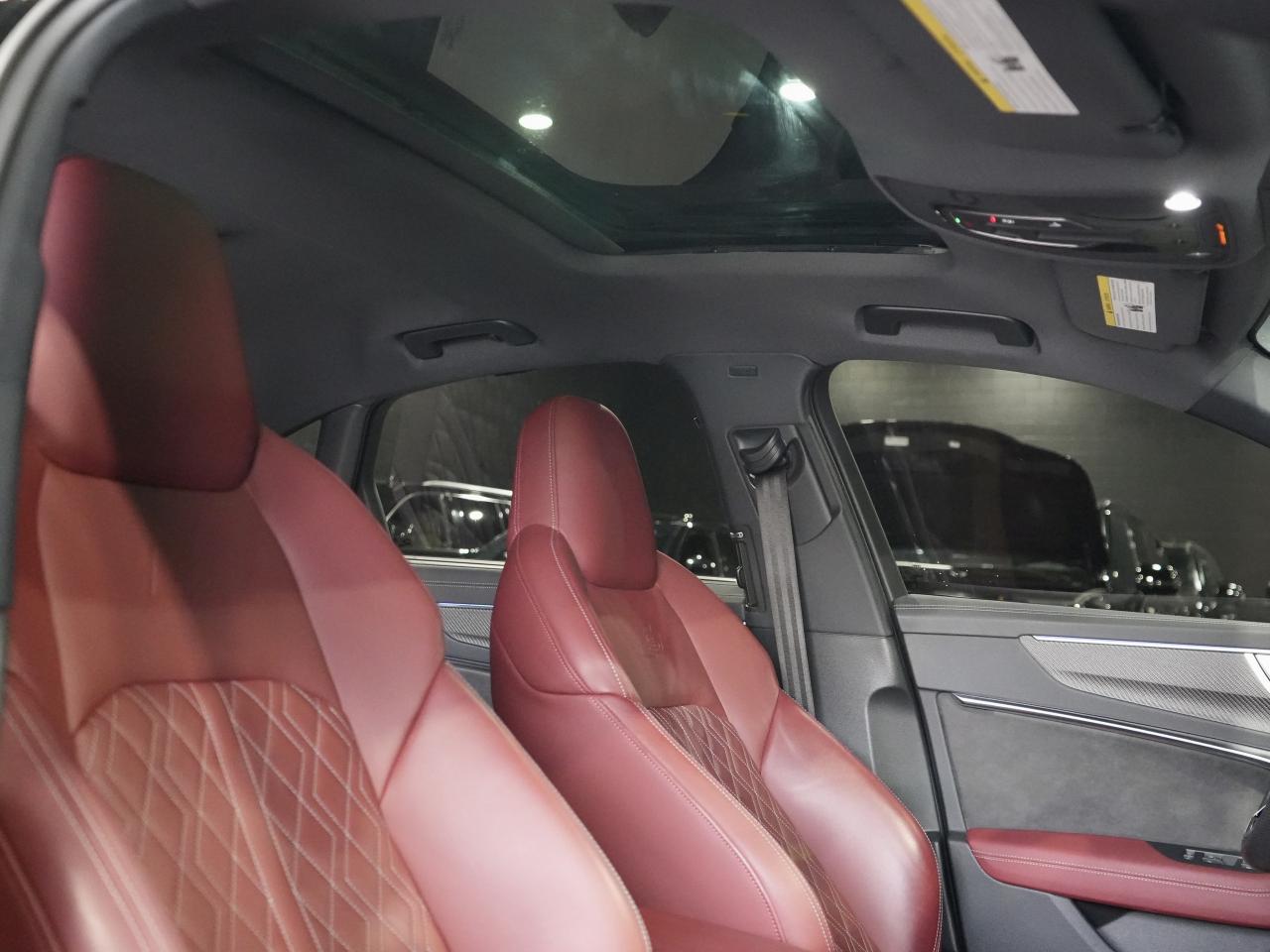 2021 Audi S6 Sedan HUD/360 CAM/21 IN RIM/B&0/CARBON FIEBR/NO ACCIDENT Photo