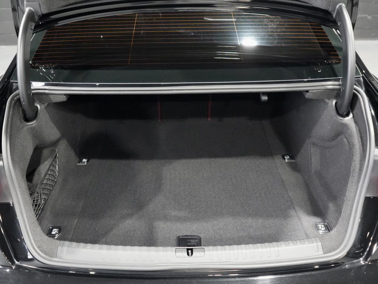 2021 Audi S6 Sedan HUD/360 CAM/21 IN RIM/B&0/CARBON FIEBR/NO ACCIDENT Photo