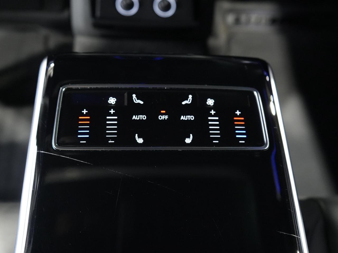 2021 Audi S8 HUD/CARBON FIBER/BANG&O/PANO/360 CAM/NO ACCIDENT Photo