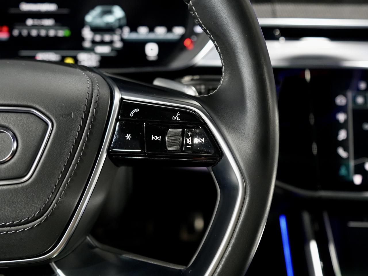 2021 Audi S8 HUD/CARBON FIBER/BANG&O/PANO/360 CAM/NO ACCIDENT Photo