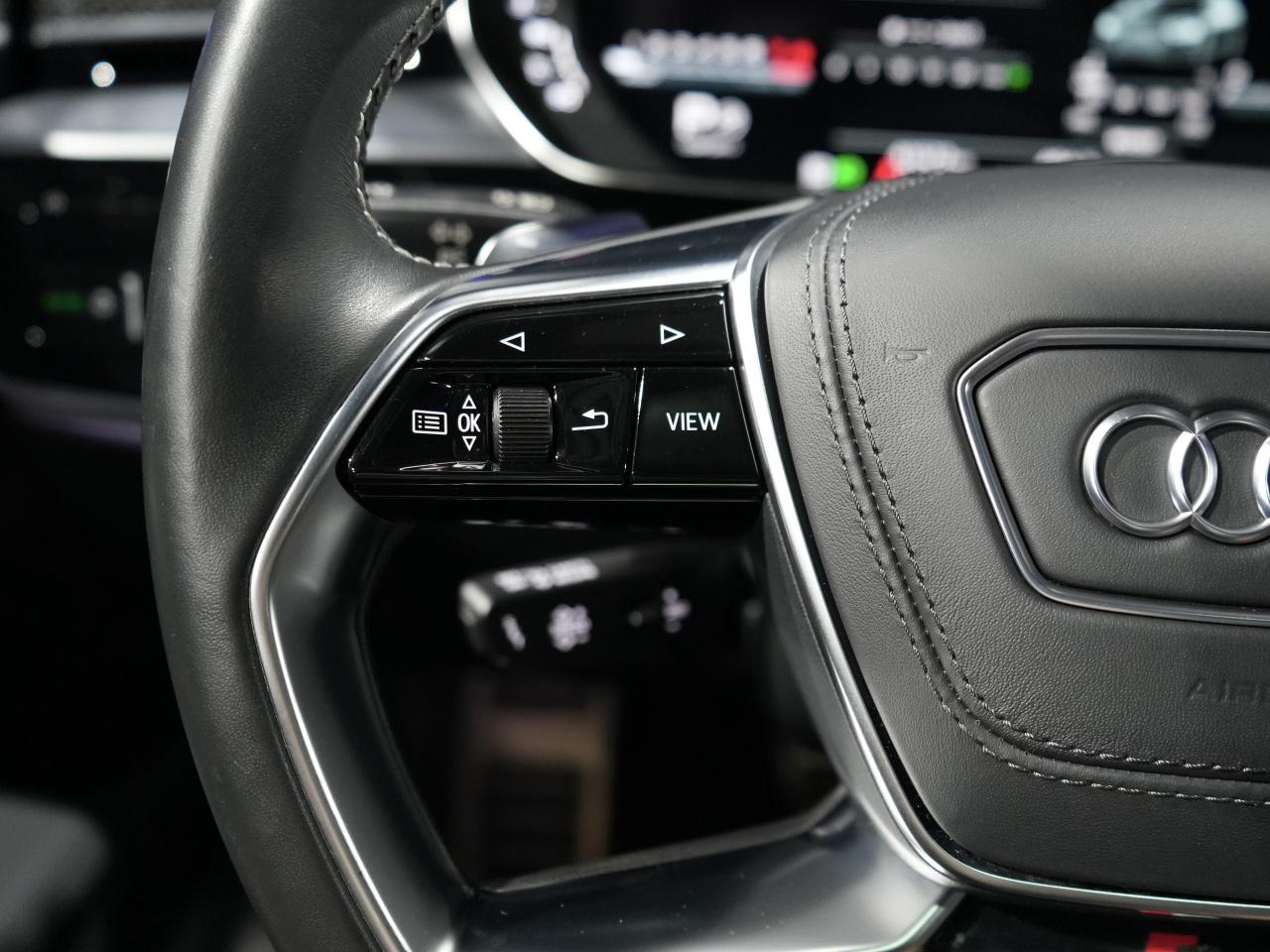 2021 Audi S8 HUD/CARBON FIBER/BANG&O/PANO/360 CAM/NO ACCIDENT Photo