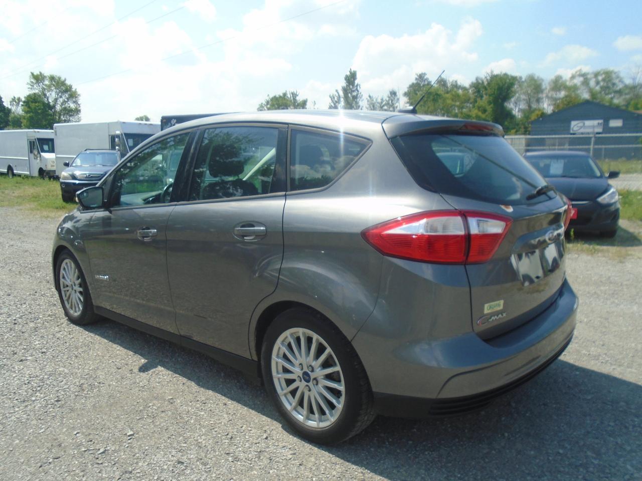 2014 Ford C-MAX 5DR HB SE - Photo #6