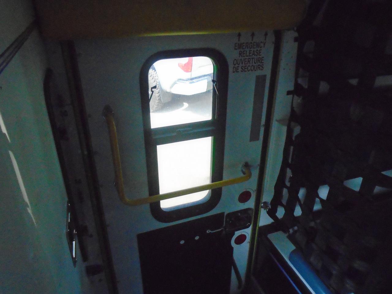 2013 Ford Econoline E-350 Super Duty 158  DRW - Photo #15