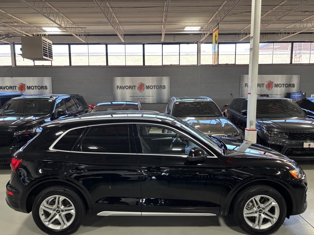 2021 Audi Q5 Komfort|QUATTRO|LEATHER|ALLOYS|BACKUPCAMERA|+++ - Photo #3