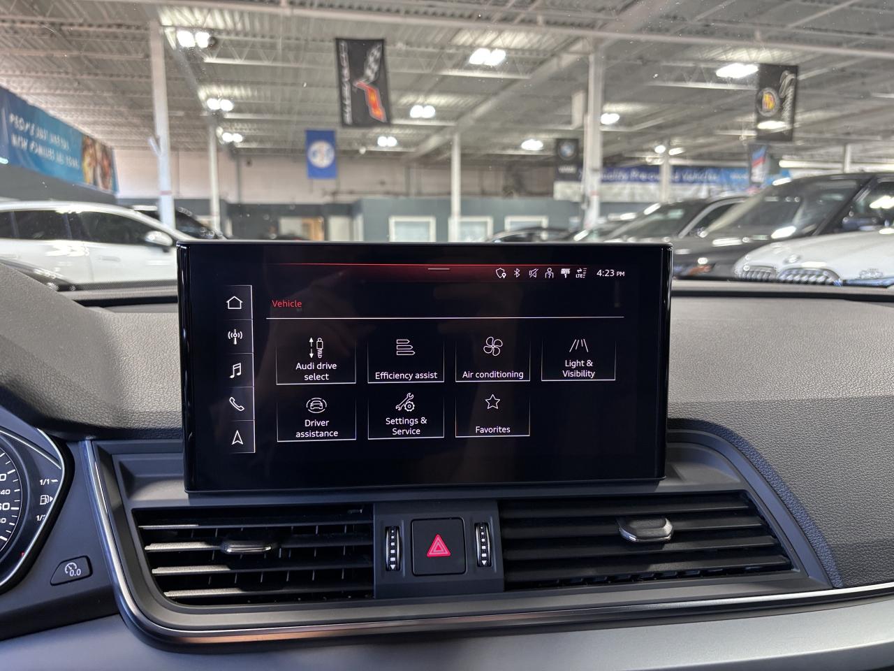 2021 Audi Q5 Komfort|QUATTRO|LEATHER|ALLOYS|BACKUPCAMERA|+++ - Photo #19