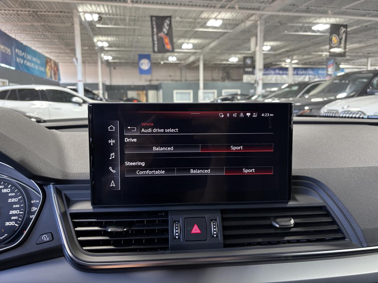 2021 Audi Q5 Komfort|QUATTRO|LEATHER|ALLOYS|BACKUPCAMERA|+++ - Photo #21