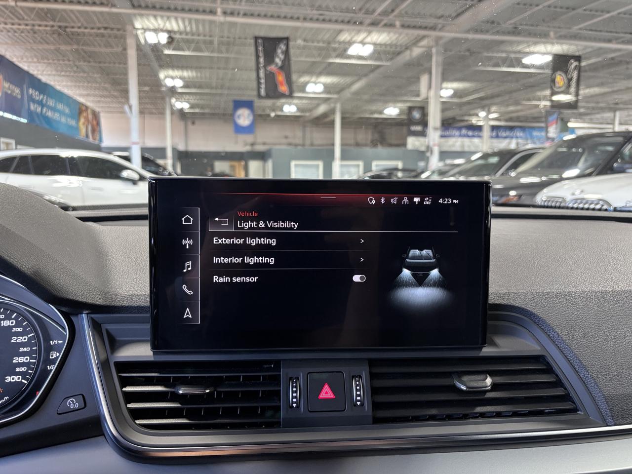 2021 Audi Q5 Komfort|QUATTRO|LEATHER|ALLOYS|BACKUPCAMERA|+++ - Photo #22