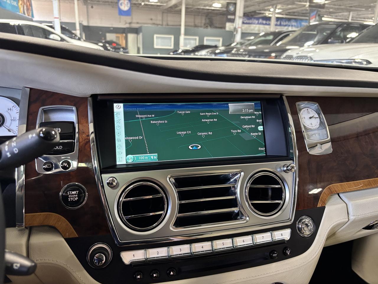 2014 Rolls Royce Ghost V12|RWD|LOWKMS|NAV|WOOD|CREAMSEATS|REARDVD|TRAYS|+ - Photo #31