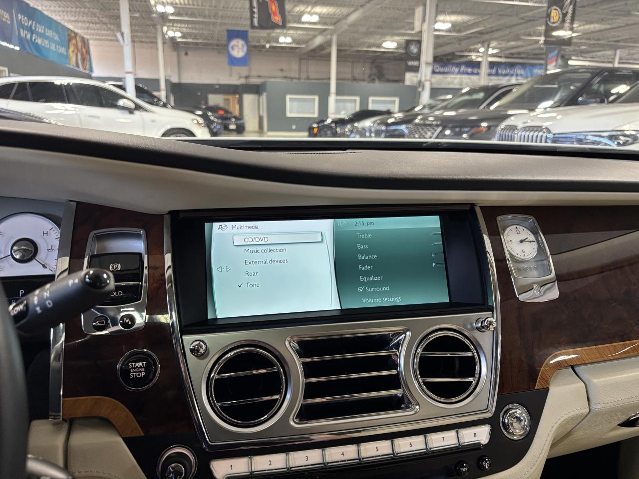 2014 Rolls Royce Ghost V12|RWD|LOWKMS|NAV|WOOD|CREAMSEATS|REARDVD|TRAYS|+ - Photo #34