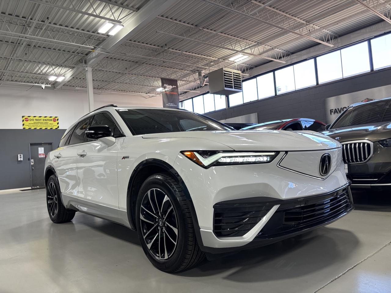 2024 Acura ZDX A-Spec|AWD|ELECTRIC|NAV|BANGOLUFSEN|AMBIENT|PANO|+ - Photo #2