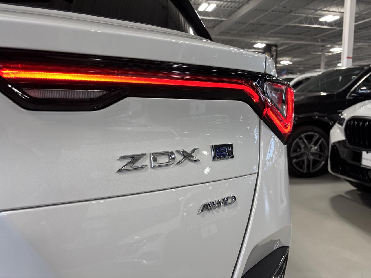 2024 Acura ZDX A-Spec|AWD|ELECTRIC|NAV|BANGOLUFSEN|AMBIENT|PANO|+ - Photo #9