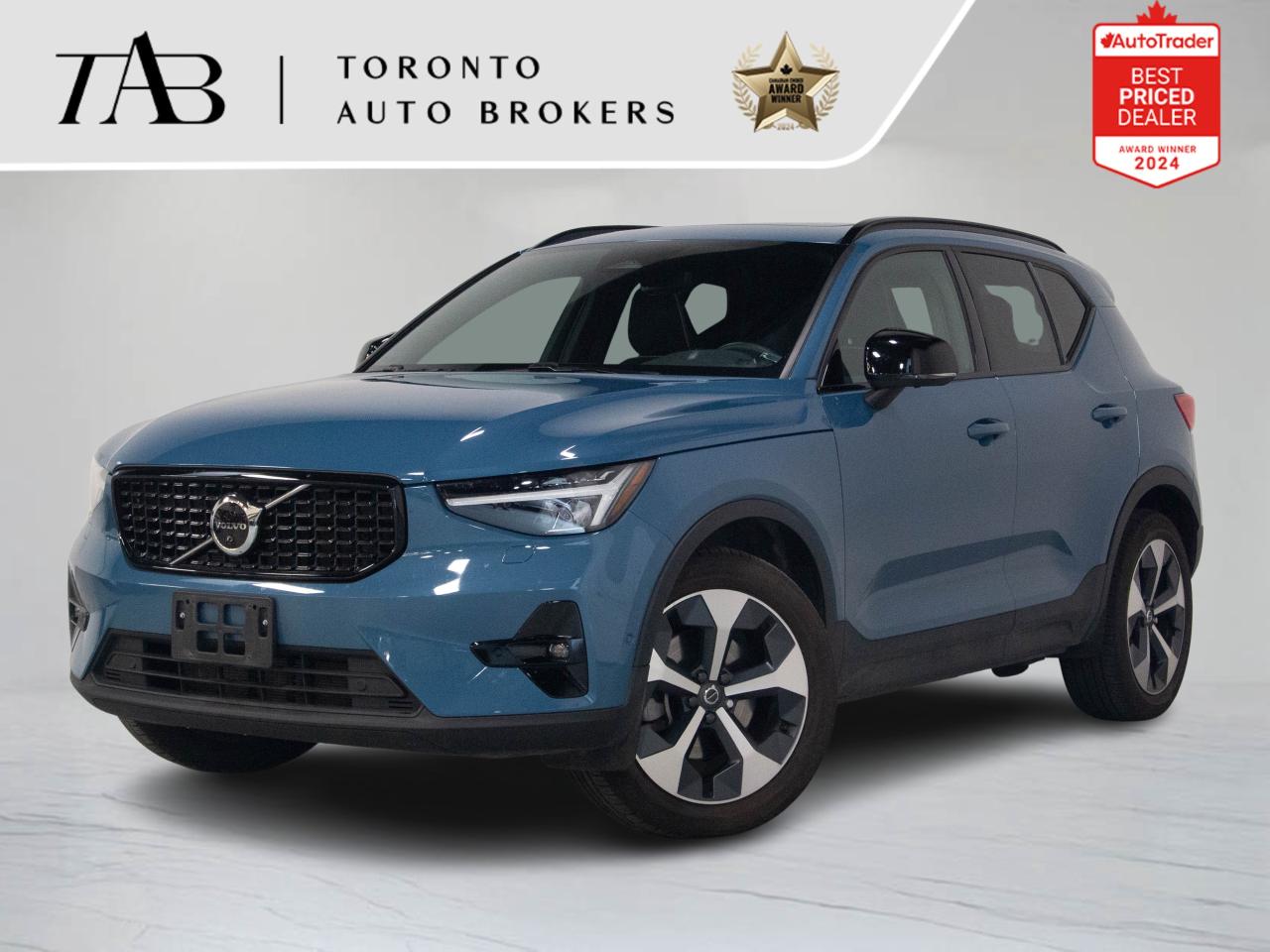 Used 2023 Volvo XC40 AWD | HARMAN/KARDONULTIMATE DARK THEME for sale in Vaughan, ON