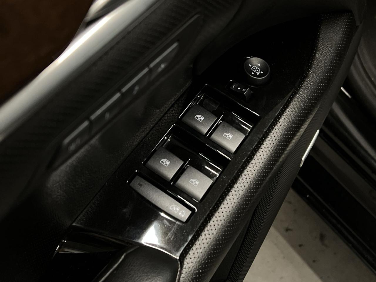 2013 Cadillac XTS PREMIUM AWD |304HP |COOLED LEATHER |PANO ROOF |HUD Photo