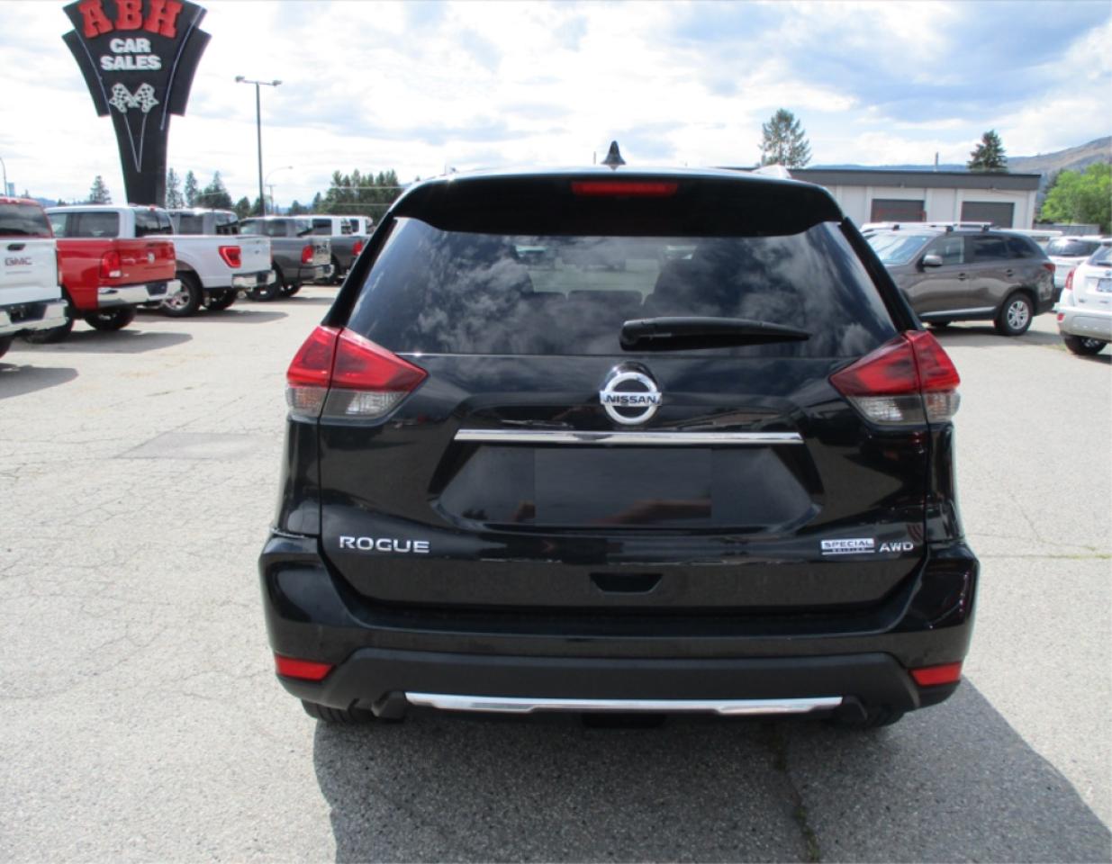 2020 Nissan Rogue S AWD - Photo #15