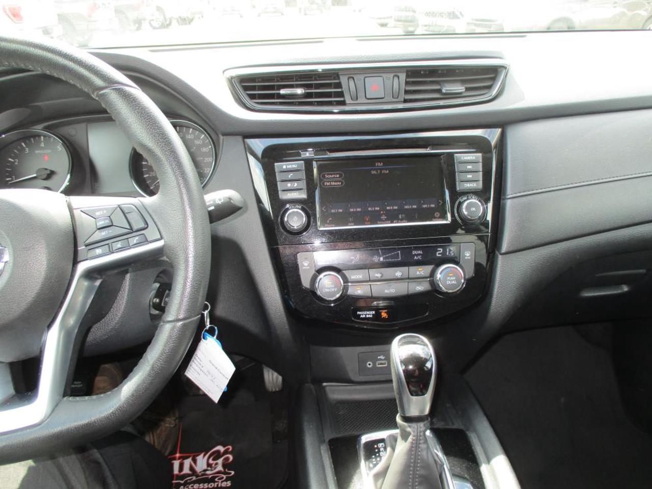 2020 Nissan Rogue S AWD - Photo #9