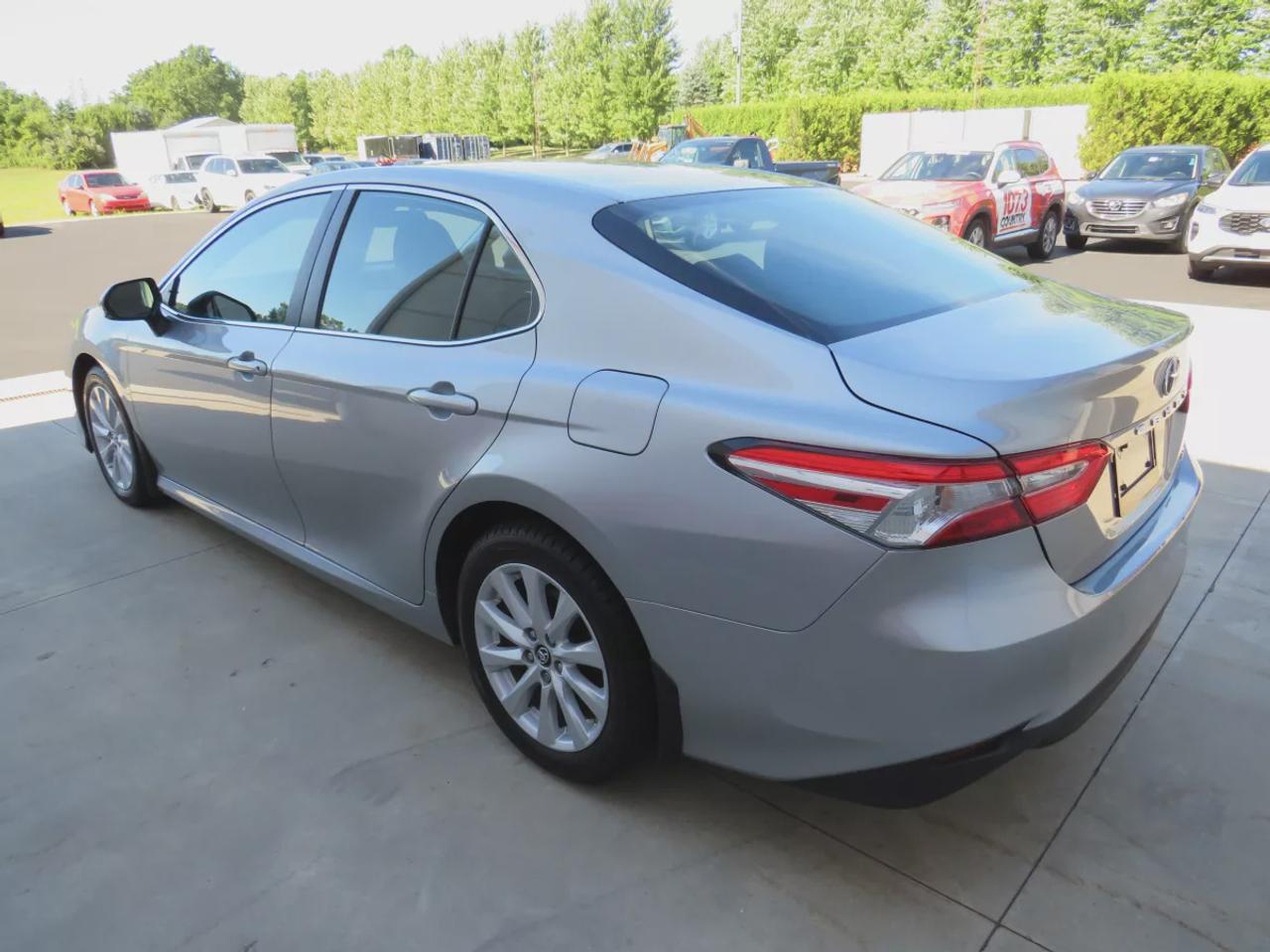 2019 Toyota Camry LE | Clean Title | No Accidents | Safety Certified | Power Seats | Lane Assist | Digital Touchscreen | Heated Seats | Reverse Camera | Traction Control | Bluetooth | Cruise Control Photo2