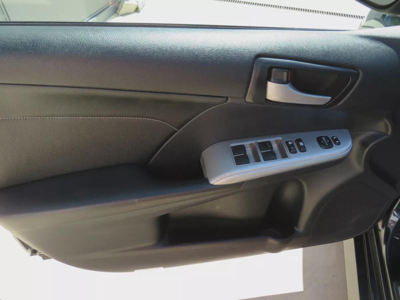 2014 Toyota Camry SE (**LOW KM!!**CLEAN TITLE/NO ACCIDENTS!!**SAFETY/CERTIFIED!!**ALLOY RIMS**LEATHER TRIM**POWER SEATS**DIGITAL TOUCHSCREEN**SUNROOF**CRUISE CONTROL**BLUETOOTH**LEATHER WRAPPED STEERING WHEEL**) Photo