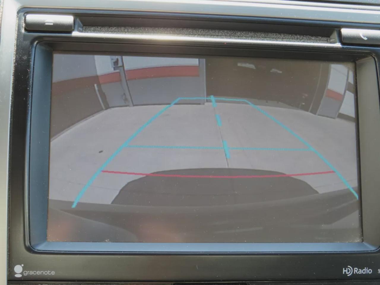 2014 Toyota Camry SE (**LOW KM!!**CLEAN TITLE/NO ACCIDENTS!!**SAFETY/CERTIFIED!!**ALLOY RIMS**LEATHER TRIM**POWER SEATS**DIGITAL TOUCHSCREEN**SUNROOF**CRUISE CONTROL**BLUETOOTH**LEATHER WRAPPED STEERING WHEEL**) Photo