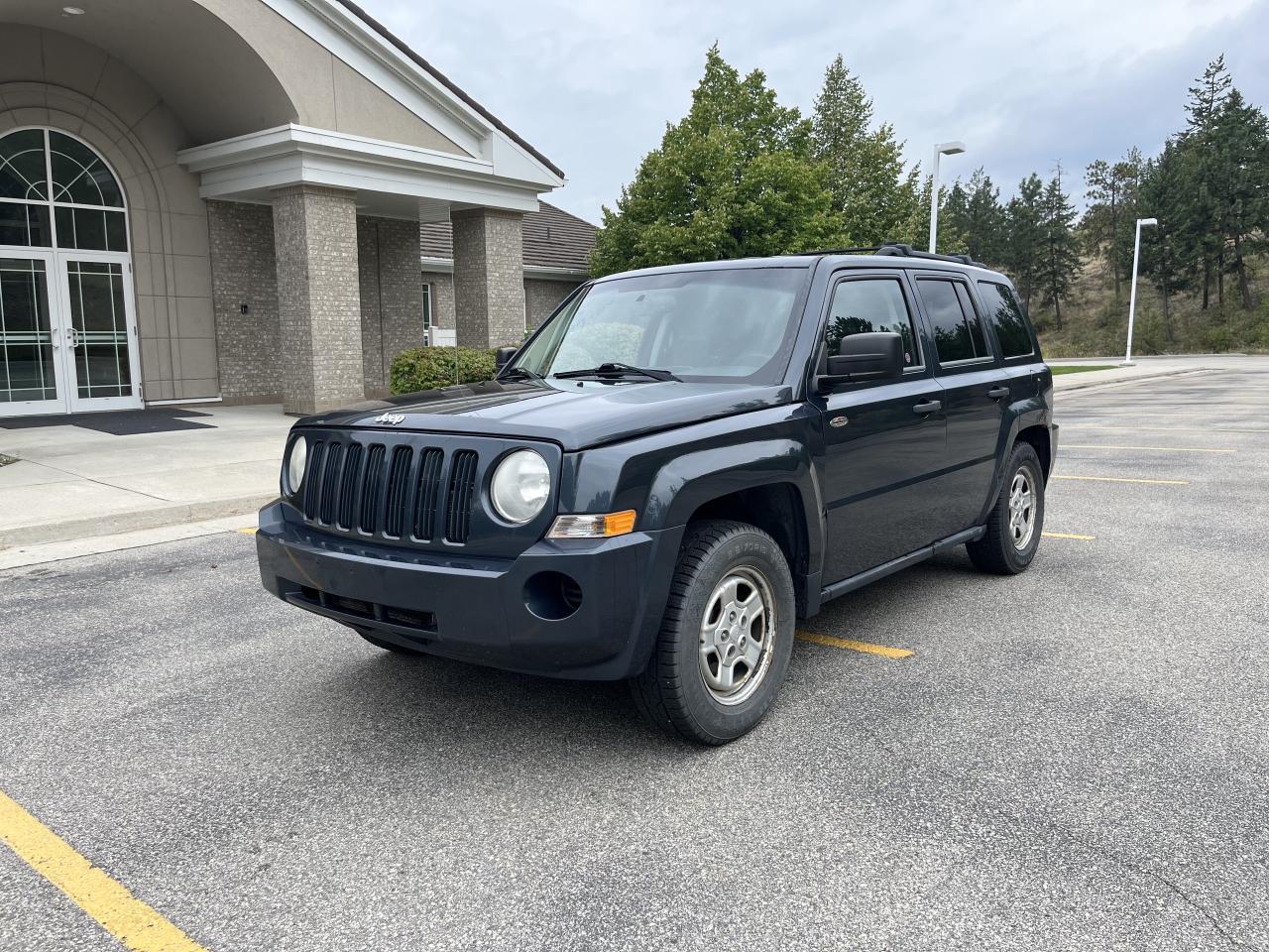 Used 2008 Jeep Patriot Sport 4WD for sale in West Kelowna, BC