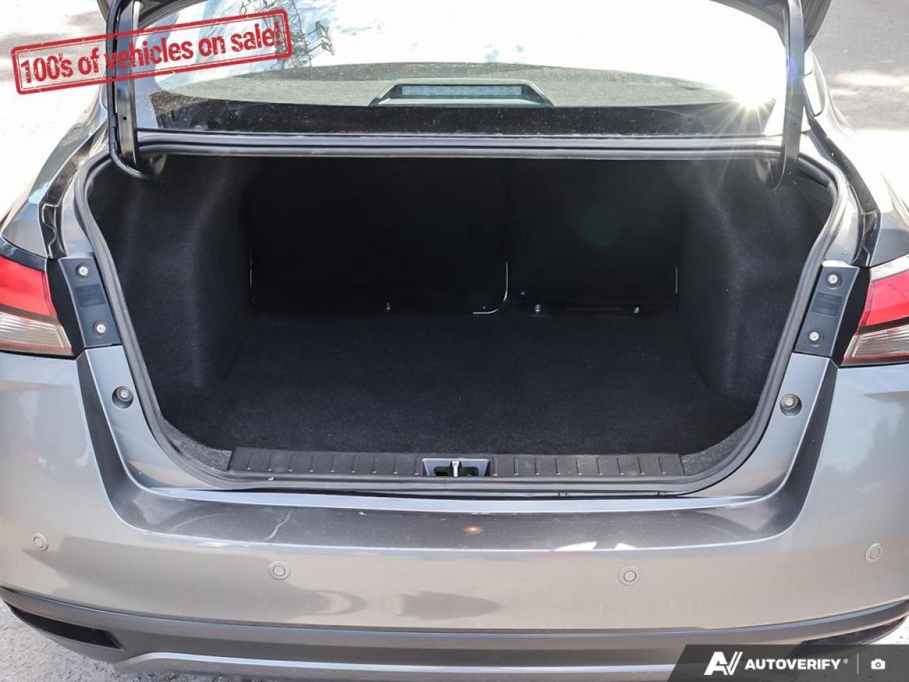 2023 Nissan Versa SR
