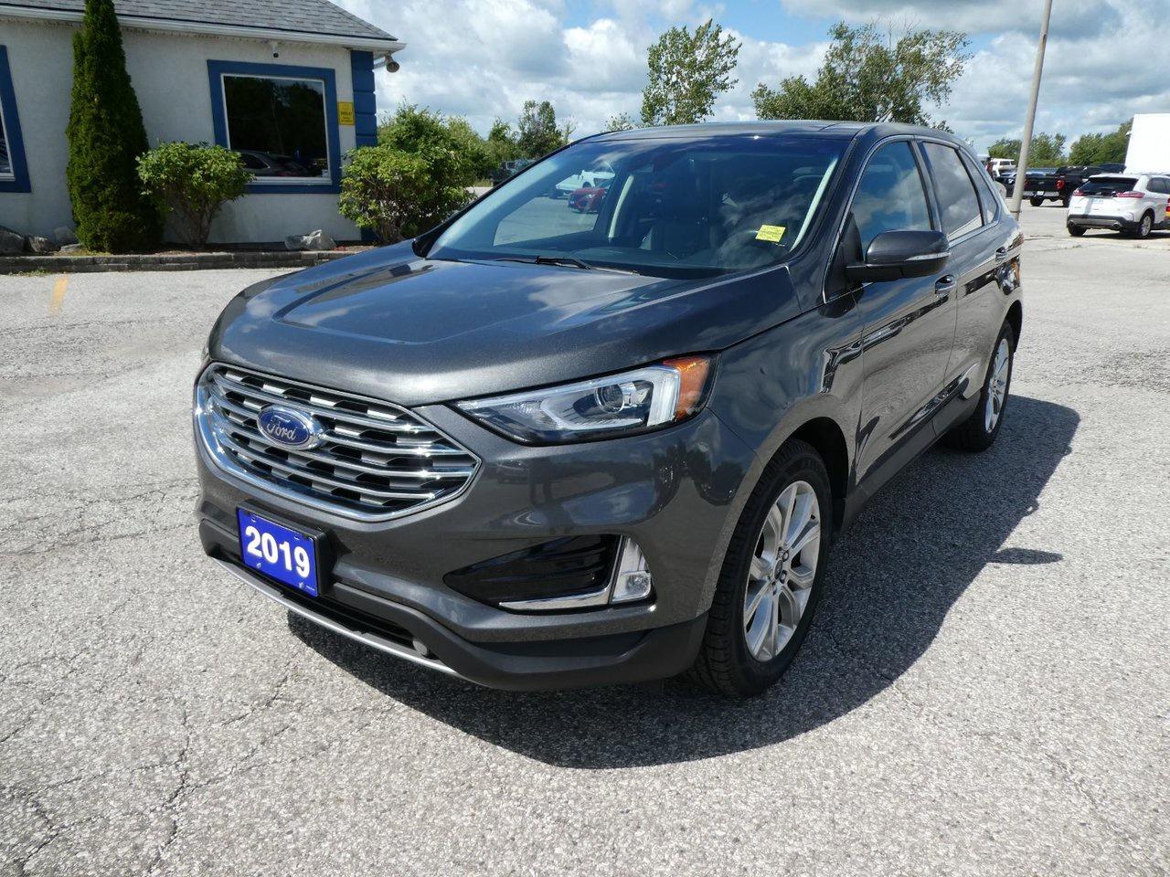 Used 2019 Ford Edge Titanium Titanium for sale in Essex, ON