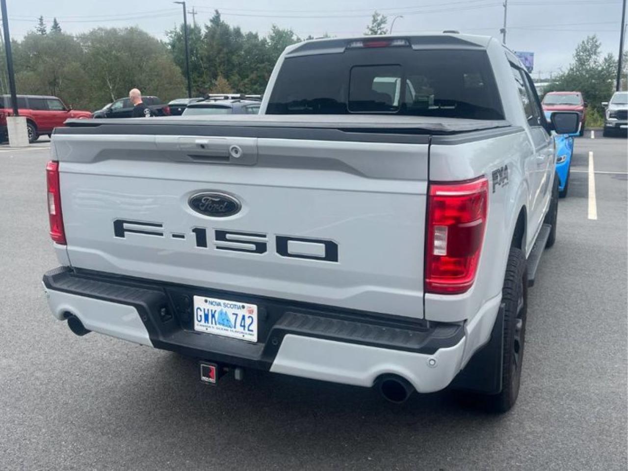 Used 2023 Ford F-150 XLT Crew 4X4 | 5.0L | FX4 | Black Appearance Pkg | Leather | Pano Roof | 3.73 Ratio | and More ! for sale in Guelph, ON