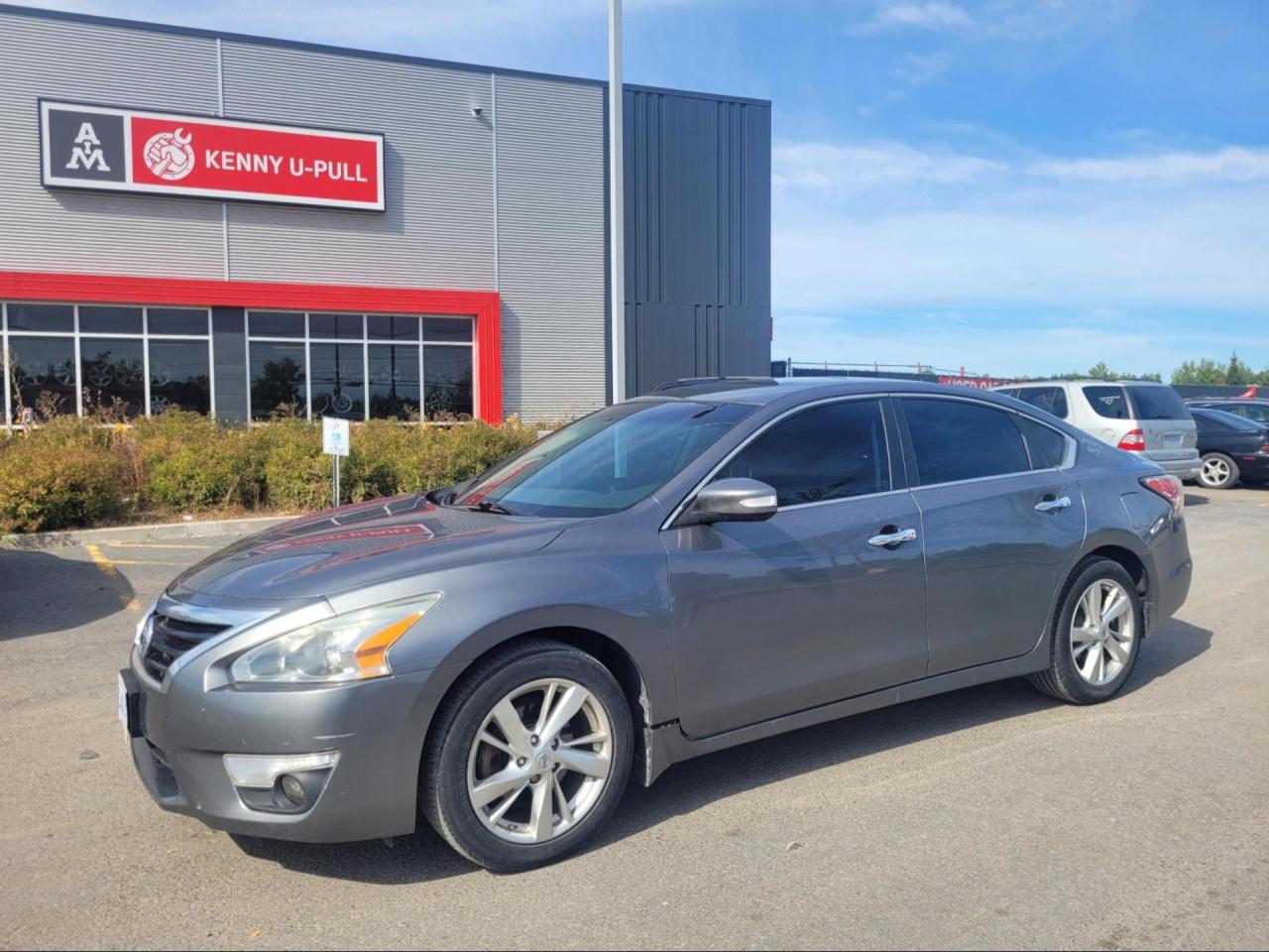 Used 2015 Nissan Altima 2.5 for sale in Ottawa, ON