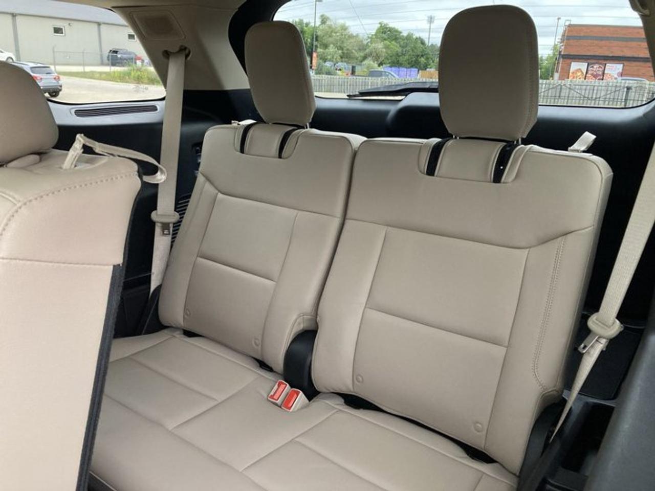 2021 Ford Explorer Limited 4WD Photo