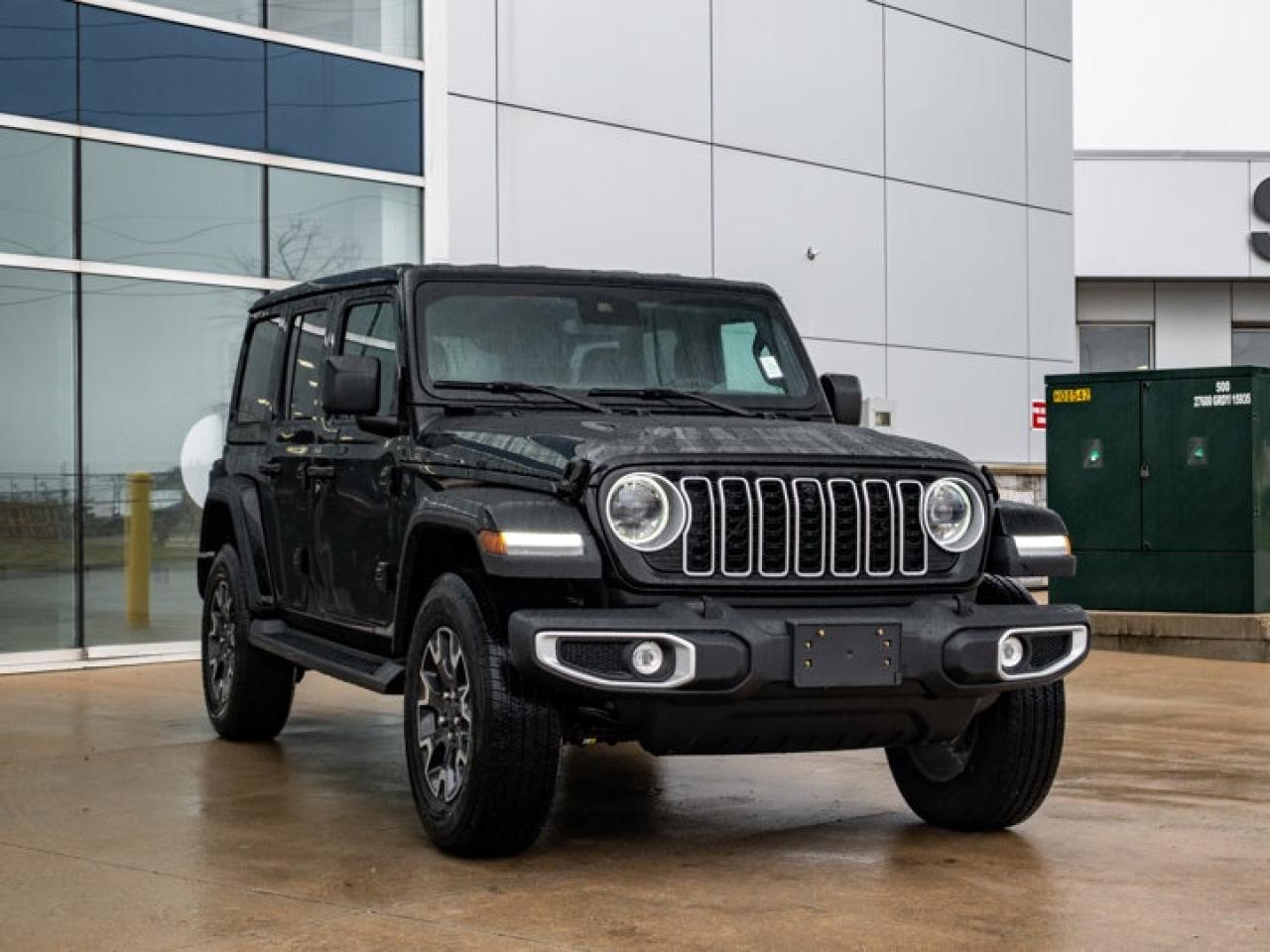 2025 Jeep Wrangler Sahara Photo