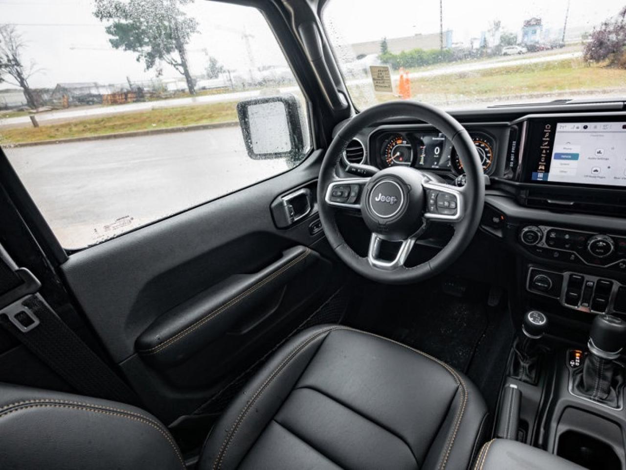 2025 Jeep Wrangler Sahara Photo