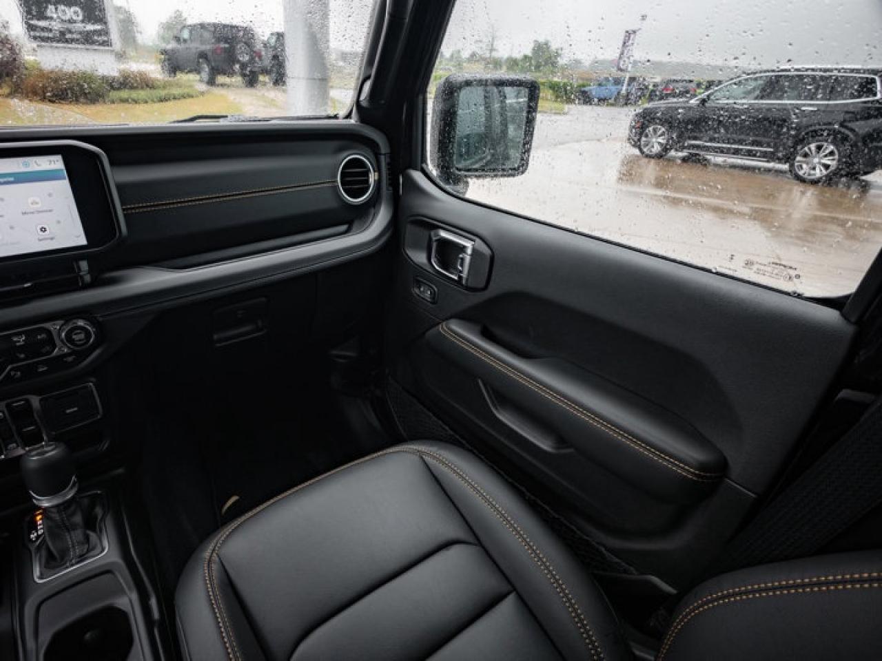 2025 Jeep Wrangler Sahara Photo