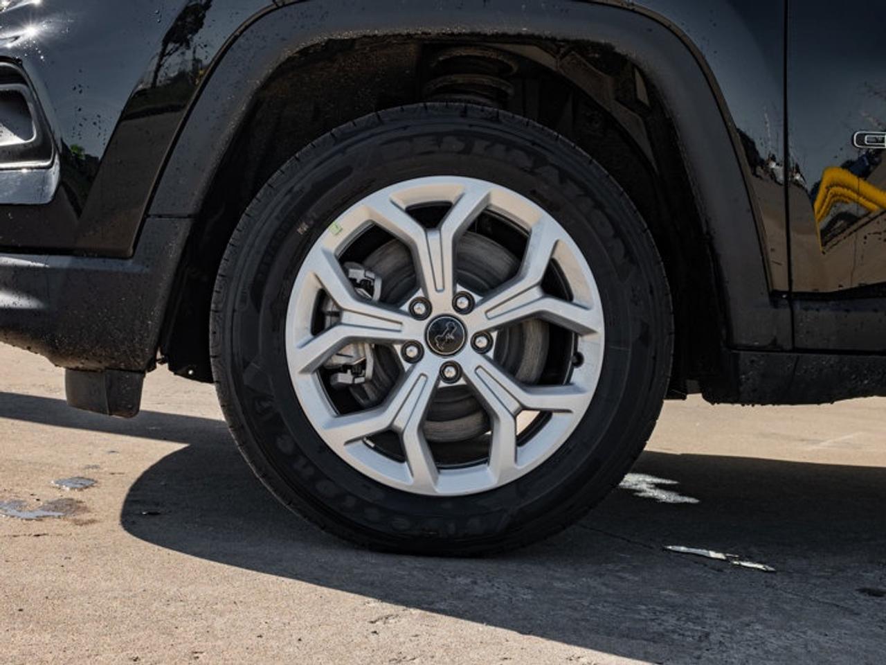 2026 Jeep Compass NORTH Photo