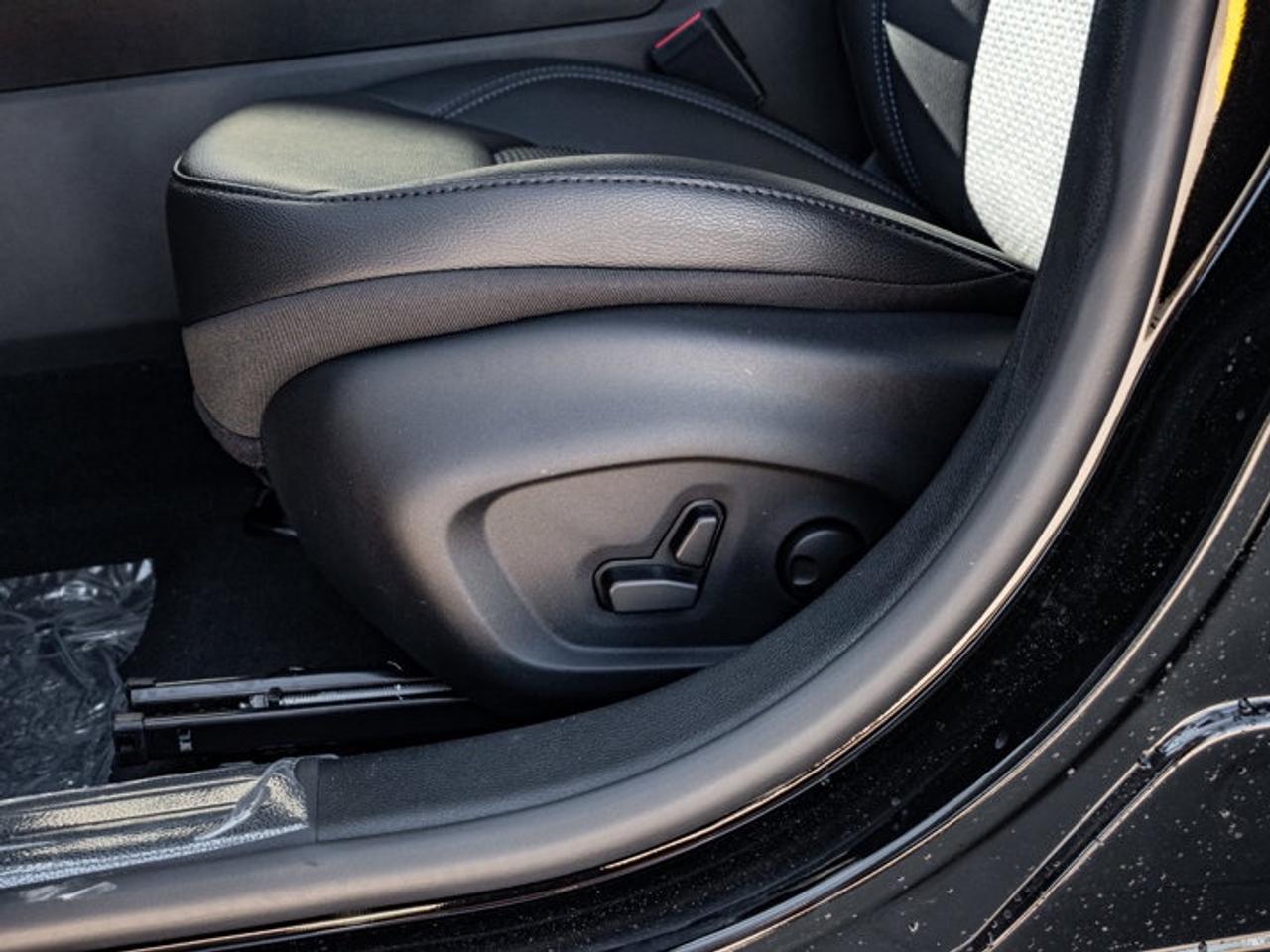 2026 Jeep Compass NORTH Photo