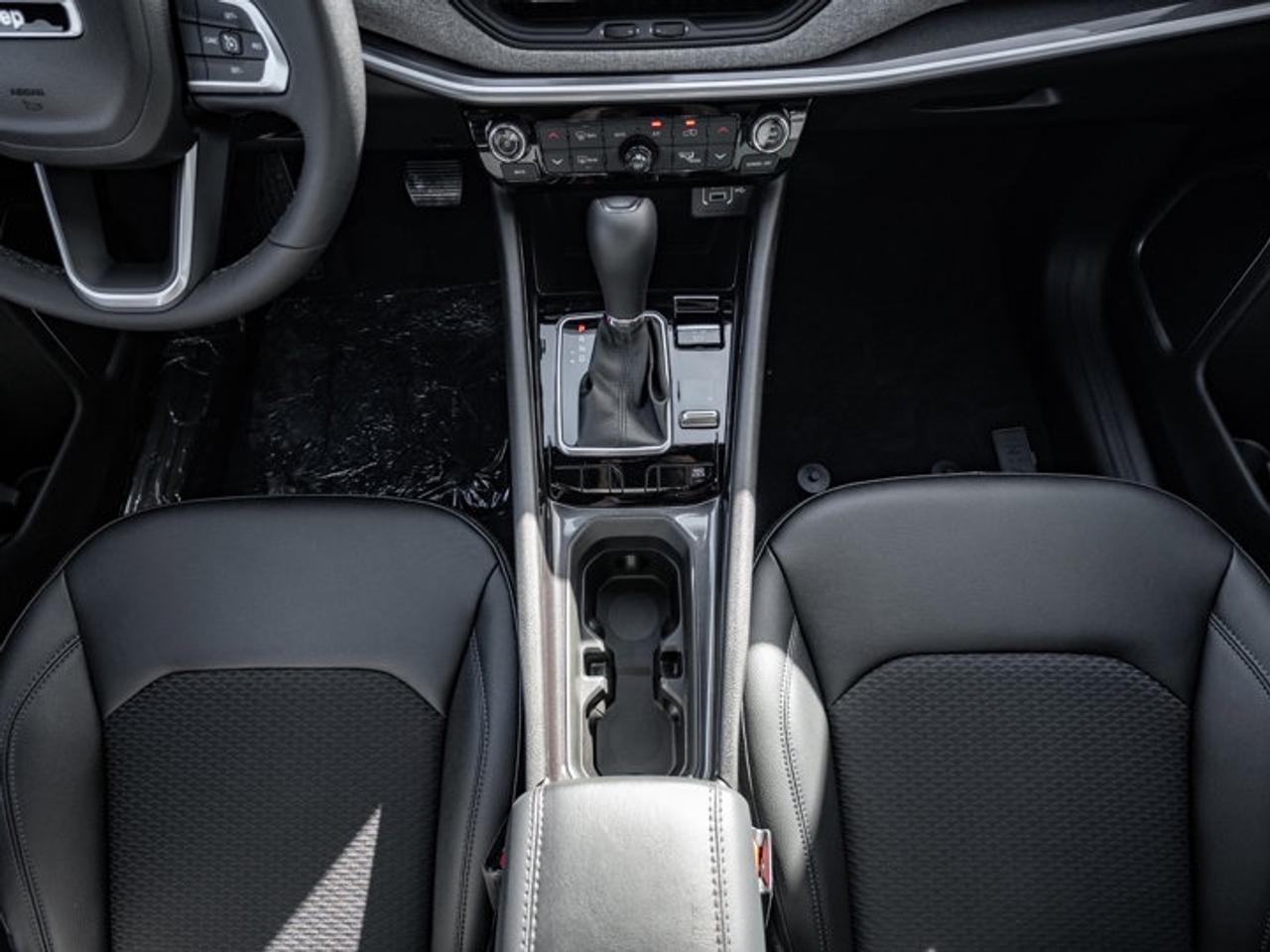 2026 Jeep Compass NORTH Photo