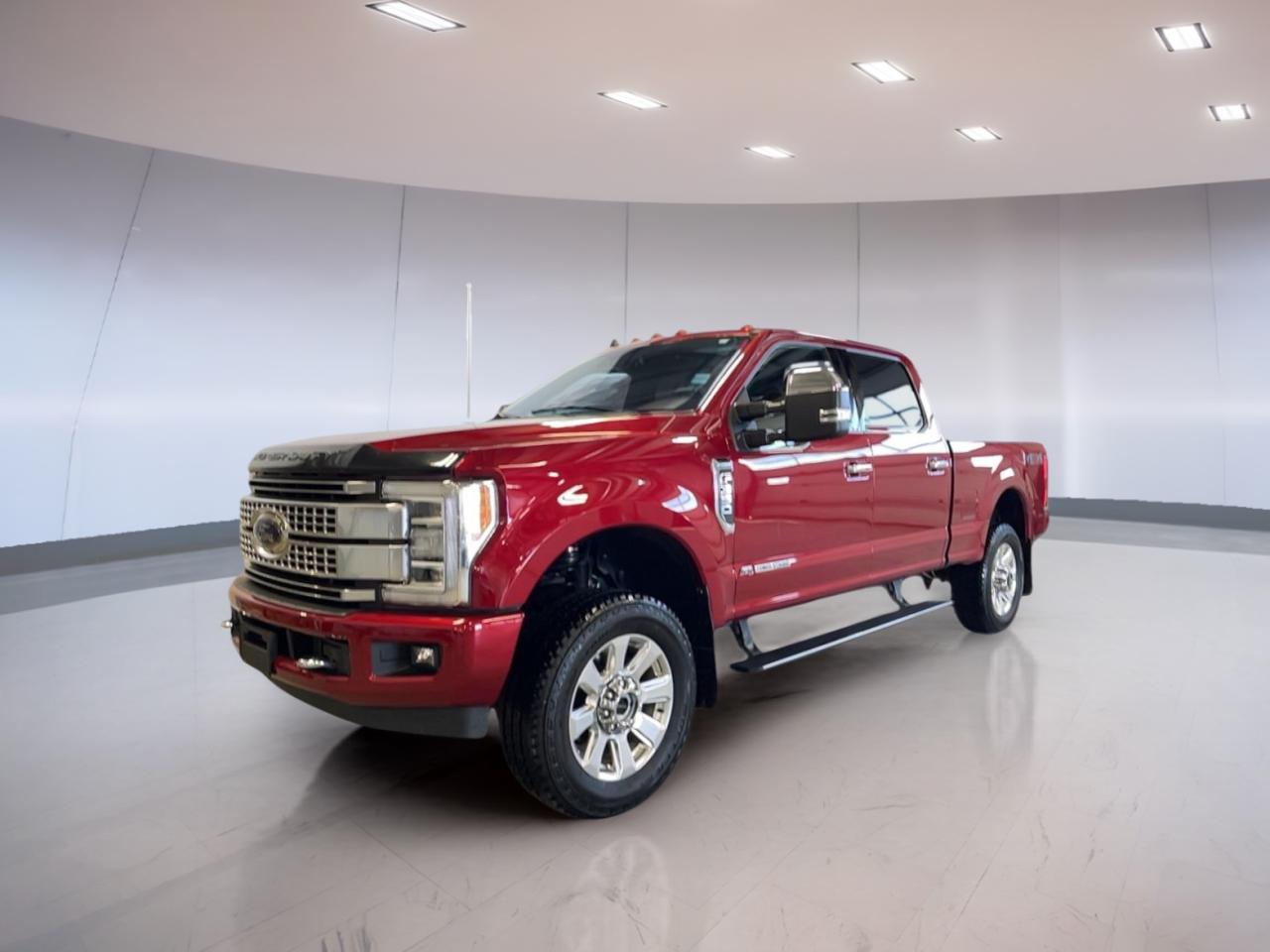 Used 2019 Ford F-350 Super Duty SRW PLATINUM 4WD CREW CAB 6.75' BOX for sale in Moose Jaw, SK