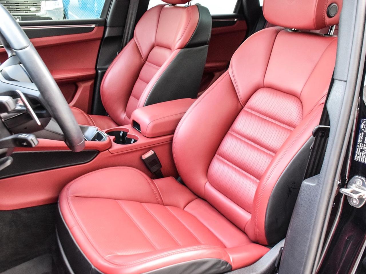 2024 Porsche Macan  Photo