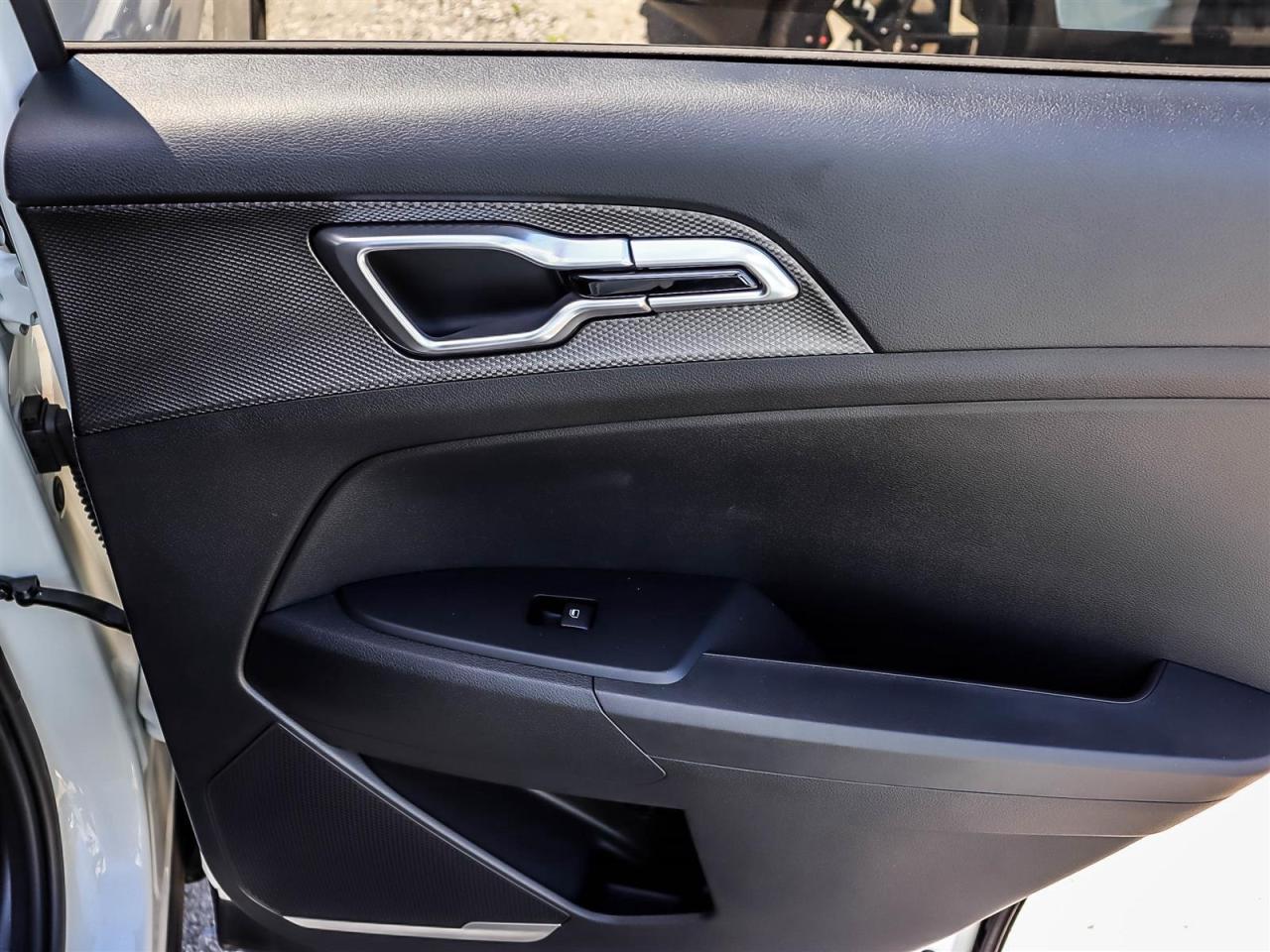 2025 Kia Sportage LX Photo