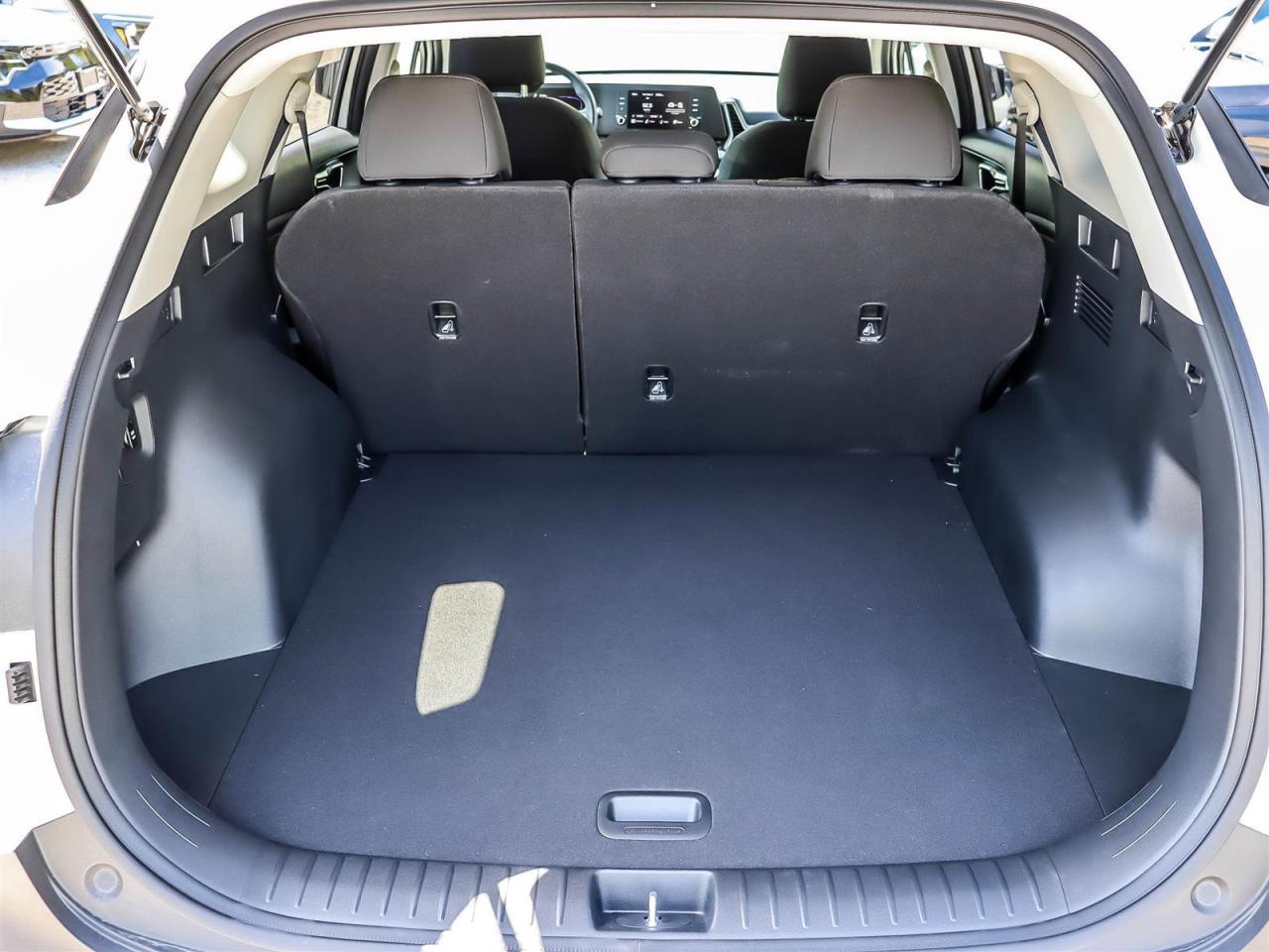 2025 Kia Sportage LX Photo