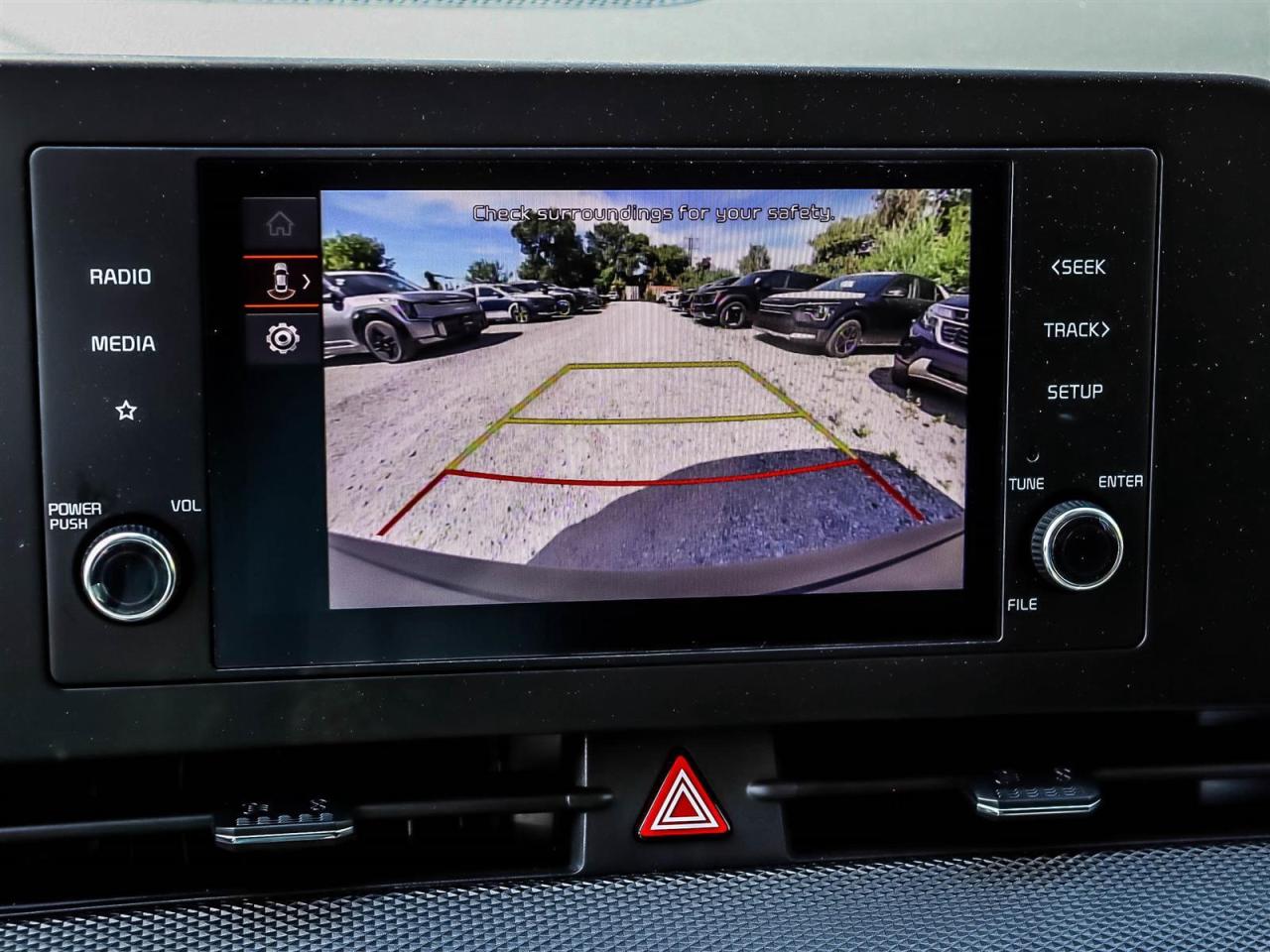 2025 Kia Sportage LX Photo