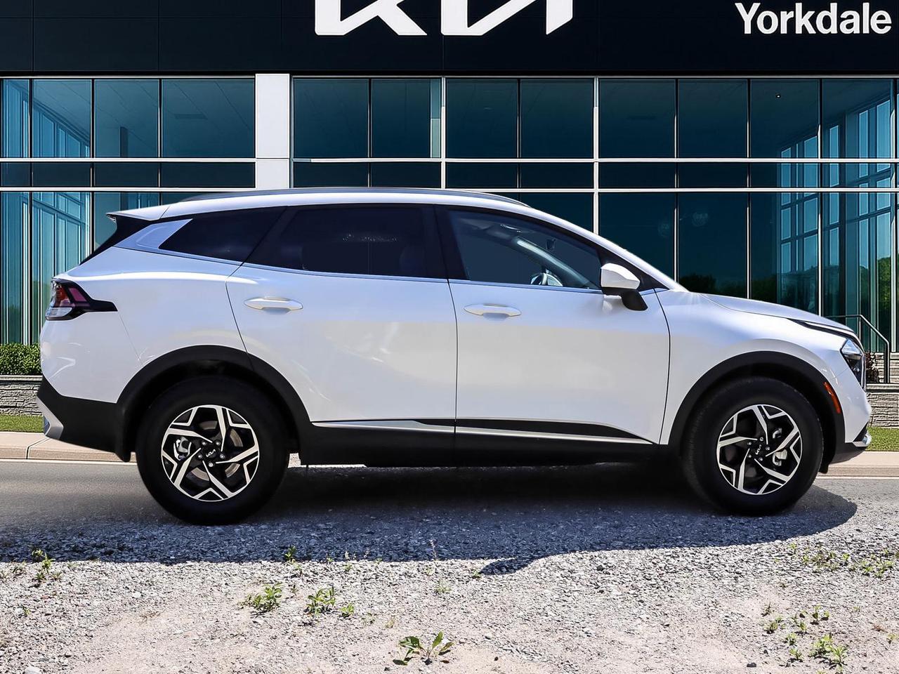 2025 Kia Sportage LX Photo