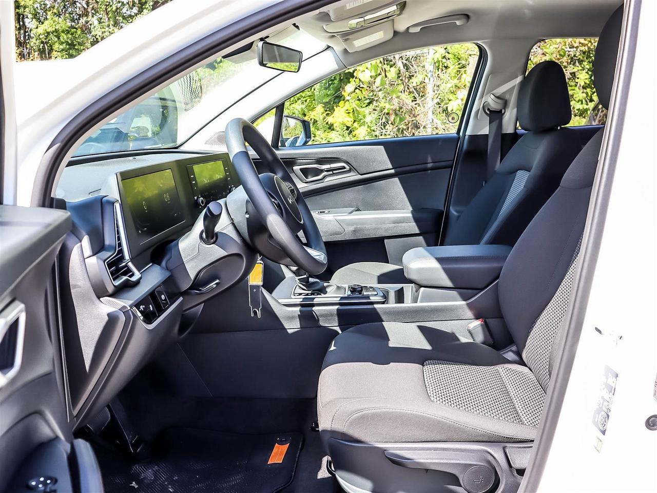 2025 Kia Sportage LX Photo