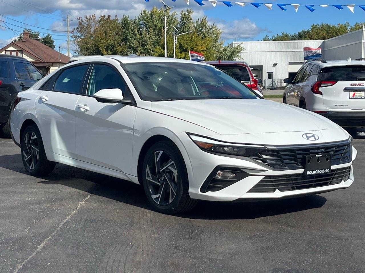 2025 Hyundai Elantra Preferred IVT Photo